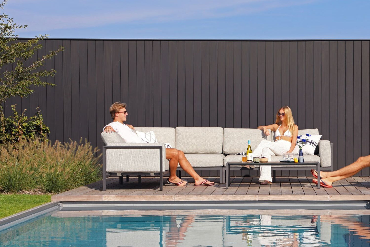 STAY Minimalistic hoeklounge