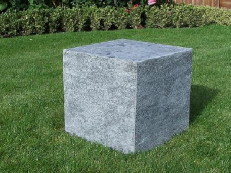 Natuursteen zuil